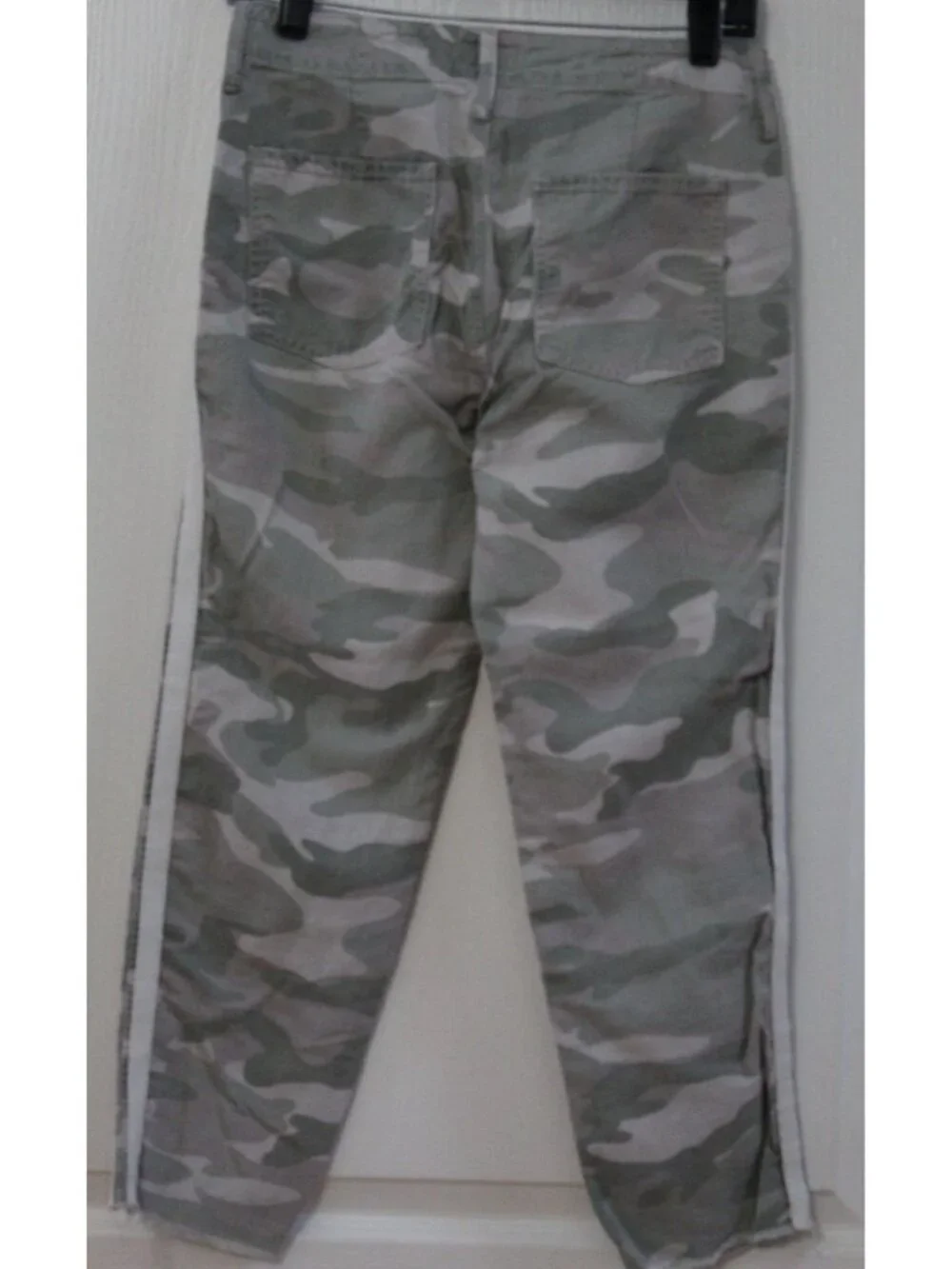 Mother The Shaker Crop Fray Pants Racer Stripe Camo Army Green Size 27 - Picture 2 of 5